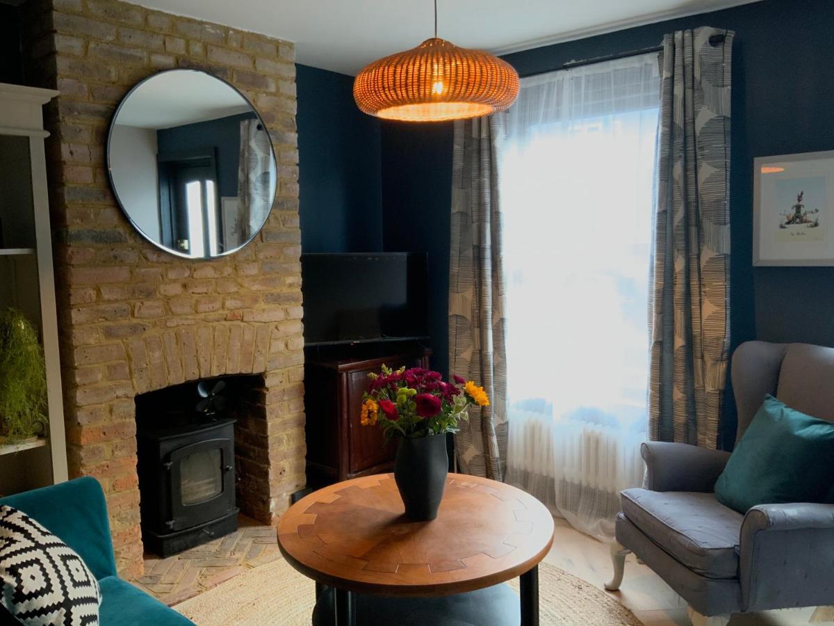 Boutique Home Near Chichester Centre ภายนอก รูปภาพ