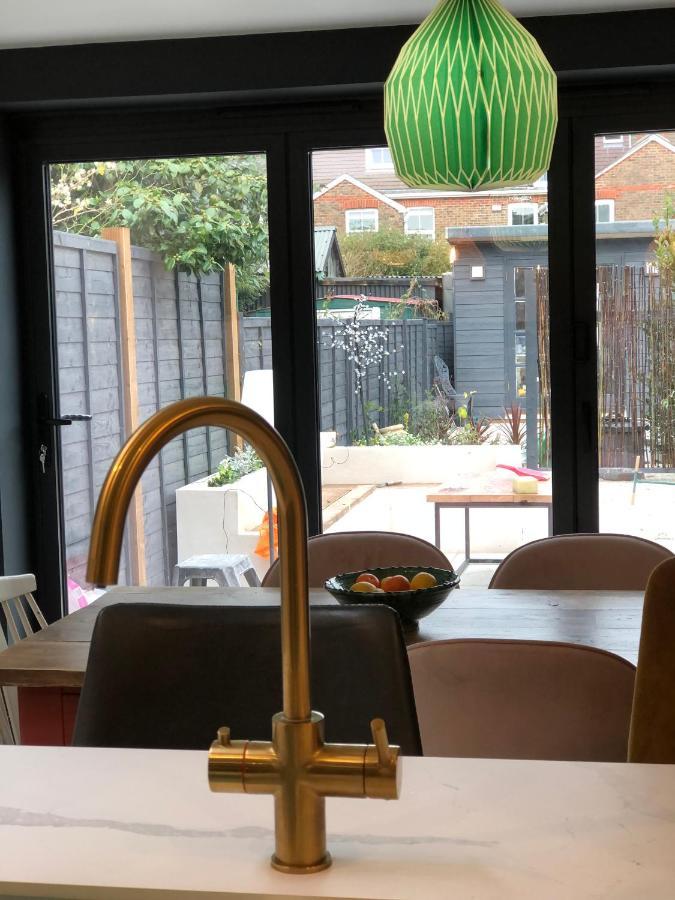 Boutique Home Near Chichester Centre ภายนอก รูปภาพ